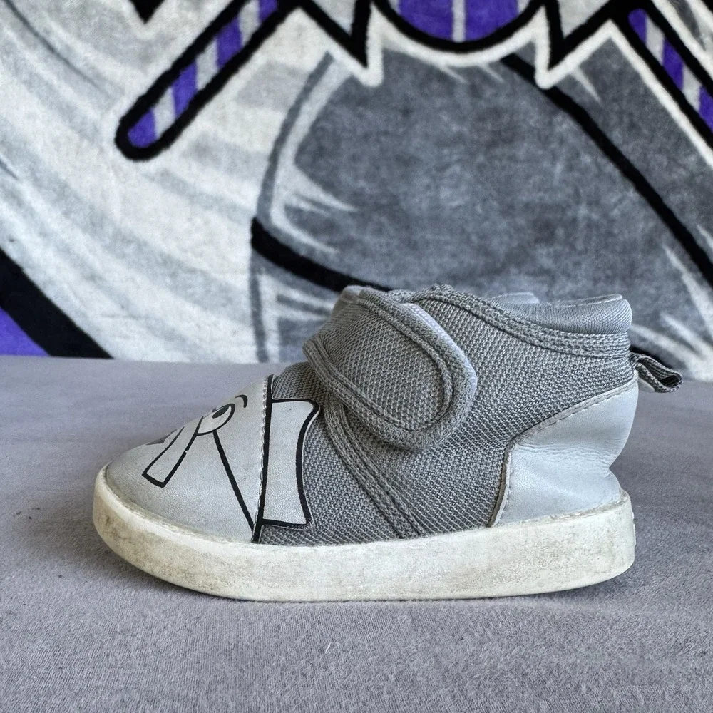 Size 4c - ikiki Mo Willems' Elephant Gerald Squeaky Toddler Shoes V1‎ | Gray